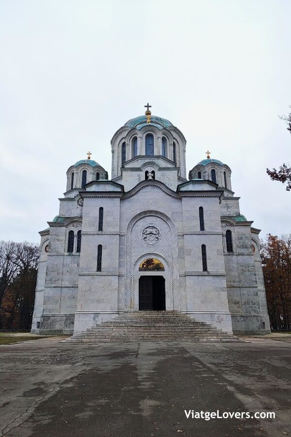 Topola -ViatgeLovers.com